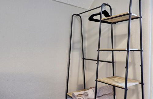 Large 5-Bedroom Home, Perfect for Long Stays & Team Accommodation - Foto 12