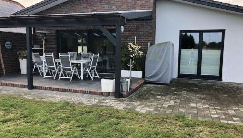 Weitblick-mit-Kind-und-Hund - Foto 2