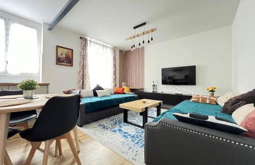 KB 21 - Metro 7 - AC - Free Parking - 4 pers - Foto 1