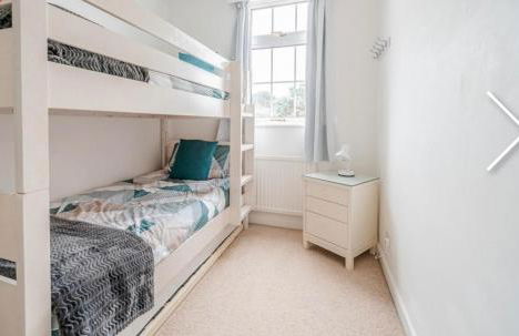 3 bedroom-house -3mins to beach- PetsOk - Photo 16