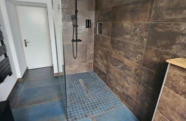 G7 Loft SPA & Terrasse centre Angouleme - Foto 22