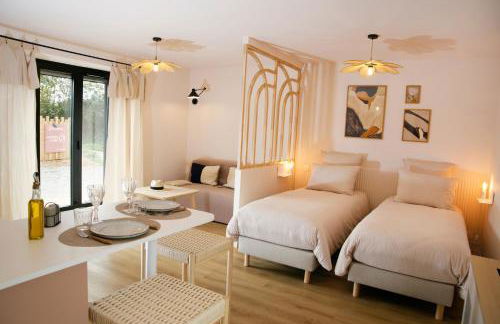 LE DOMAINE DE SOANI - Piscine intérieure, Jacuzzis & Sauna - ADULT ONLY - Foto 45