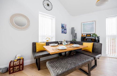 Dolce Vita - Duplex Apartment with Incredible Harbour Views - Photo 18