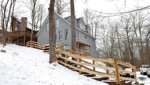 Ski-InandSki-Out Ghent Cabin with Mountain Views! - Foto 1