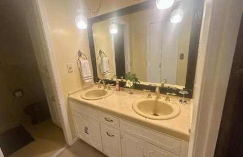 Waterfront Home in Killian - Foto 29