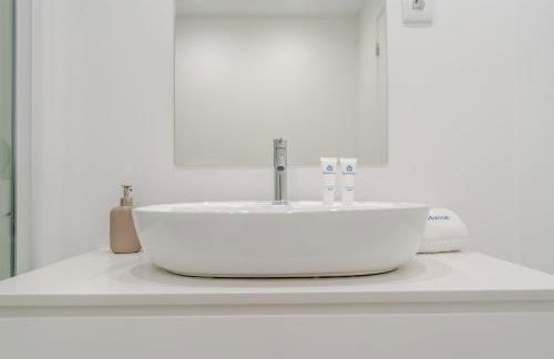 HostWise Cozy Studio with Balcony and Garage - Photo 18