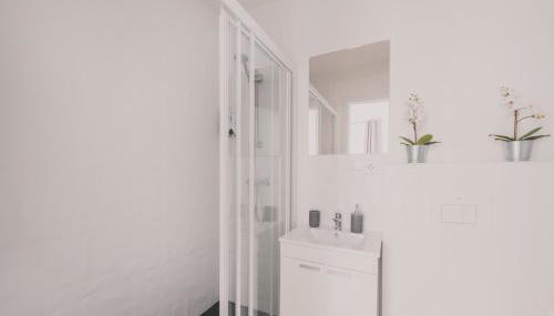 Amplio Piso de 7 habs, 4 baños sobre calle Gran Vía - Foto 5