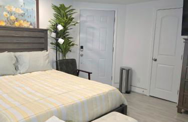 Vessel Hotel Studio Suites of Atlanta - Photo 2