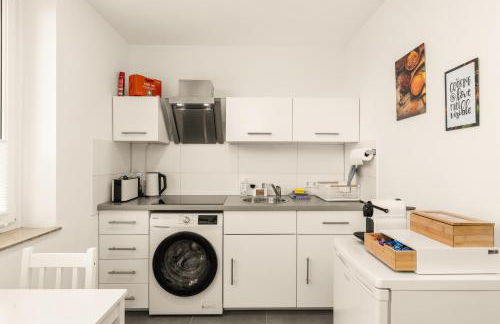 Guermache Apartments- City Design Apartments, Zentrum, Outlet, Balkon, Küche - Foto 6