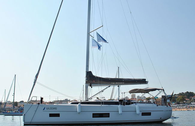 Crucero de lujo al atardecer en Cascais - Tour privado - Foto 3