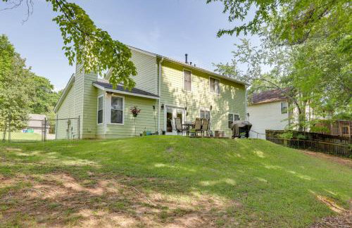 4 Mi to Stone Mountain Retreat with Office! - Foto 22