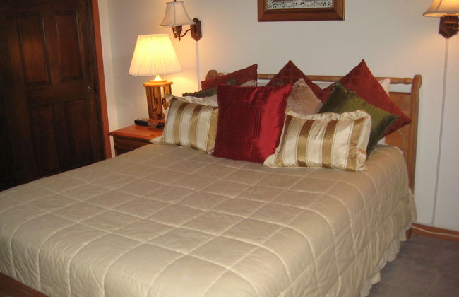 Chateau Sans Nom by Mammoth Reservation Bureau - Foto 4