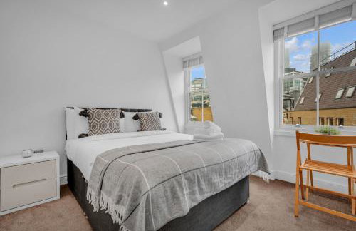 MySquare Vibrant and Sleek 2 Bed Apartment in Artillery Lane - Foto 6