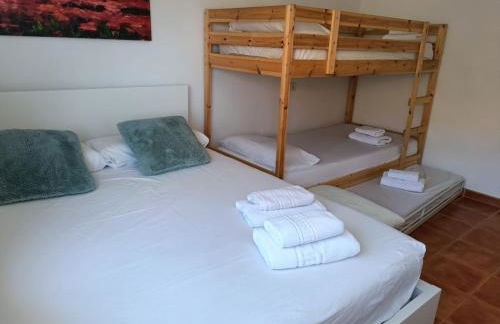 Precioso apartamento con piscina y garage - Foto 33