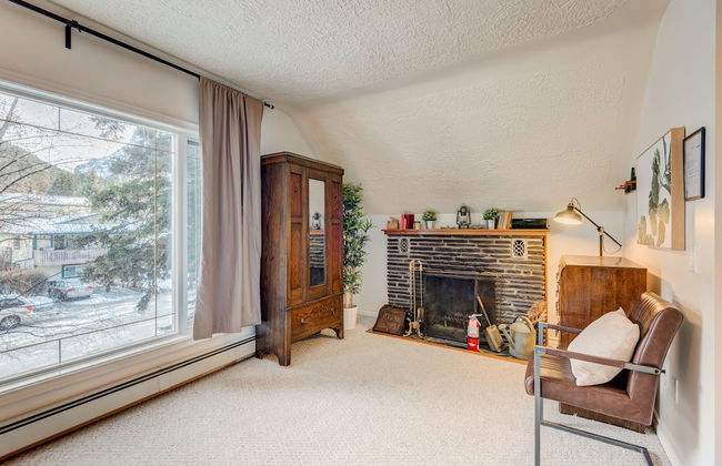 Banff Mtn Home - Real Rockies Experience - Photo 14