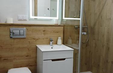 Lux Corner Park przestronne mieszkanie z klimatyzacją i podziemnym garażem - Foto 9