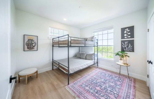 Austin Luxe Retreat Pool Spa Game Room Fire Pit - Foto 31