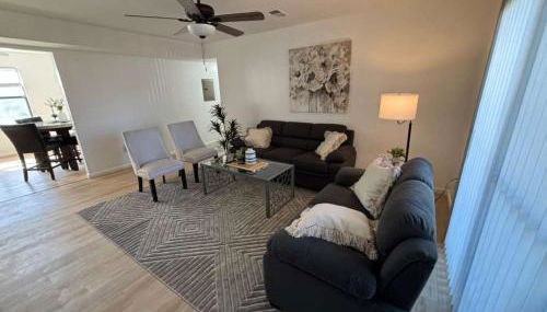 Entire Cozy Apartment Fully Renovated Modern Style - Foto 5