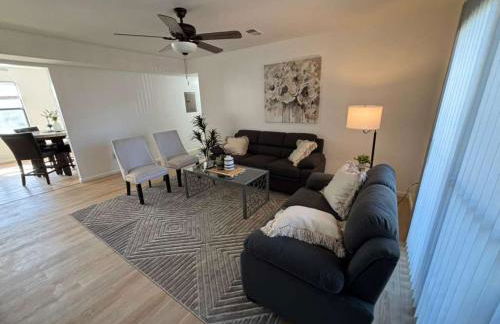 Entire Cozy Apartment Fully Renovated Modern Style - Foto 5