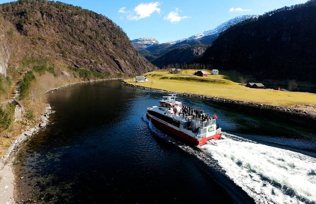 Mostraumen Fjordkreuzfahrt – von Einheimischen betrieben & geführt - Foto 5