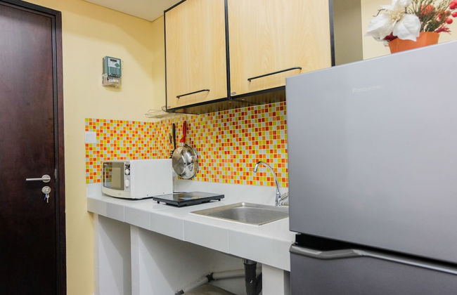 Contemporary Studio Room at Casa De Parco Apartment - Foto 10