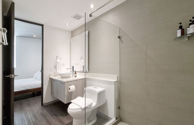 BEE Suites Santa Ana - Foto 40