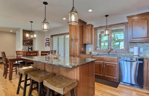 Northwoods WI 6BR Lakefront Cabin Retreat on Lake Nokomis - Minnohawk Lodge - Foto 21