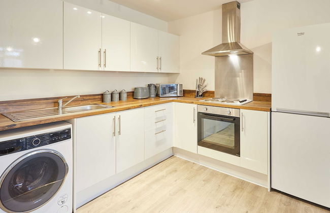 Host Stay Holland Apartment - Photo 2