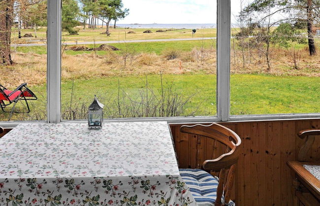 8 Person Holiday Home in Bergkvara - Foto 17