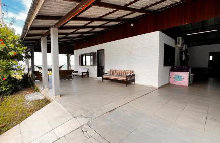 Casa em Itapema pé na areia, de frente ao mar - Foto 17