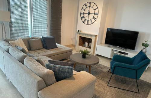 Luxury-Penthouse-La Mairena-Seaview-Jacuzzi-Marbella - Foto 8