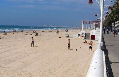 Romántica vista al paseo marítimo de Cádiz - Photo 38