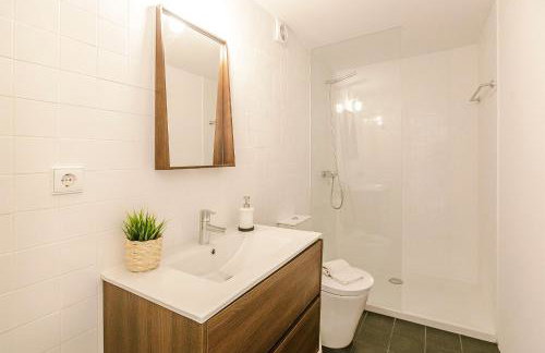 Vila Burgães by LovelyStay - Foto 84