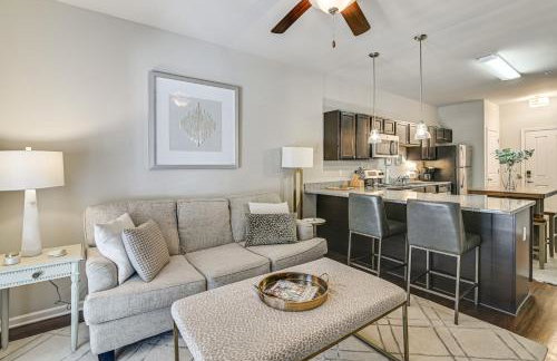 Cotton District Condo Walkable Spot for Game Day! - Foto 1