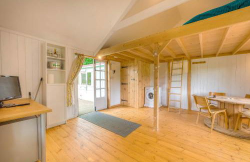 Railway Carriage accommodation with tennis court! - Foto 19