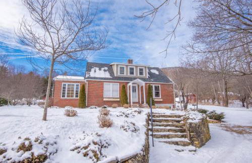 Walk to Downtown West Jefferson! Farmers Market, Breweries & MORE - Foto 20