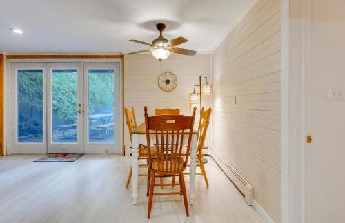 Antiquing and Fishing Riverfront Waupaca Home! - Foto 26