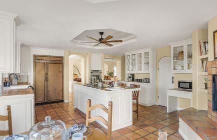 Private Estate w Pool Hot Tub Fire Pit Near Encinitas The Ranch by AvantStay - Foto 17