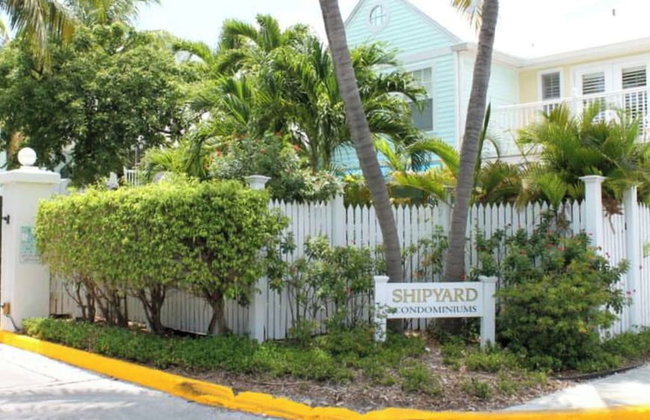 Parrot Perch by Avantstay Old Town Key West w/ Shared Pool Month-long Stays Only - Foto 77
