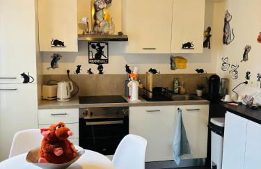 THE ENCHANTED HOUSE ( 15 min walk to Disney) - Foto 27