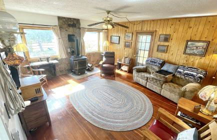 Stunning Cottage with Fire Pit in Saratoga, Wyoming - Foto 3