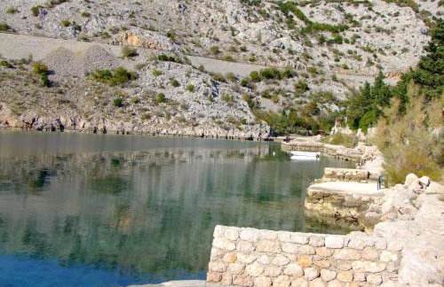 Holiday Home mit Pool in Lukovo Sugarje by Interhome - Foto 36