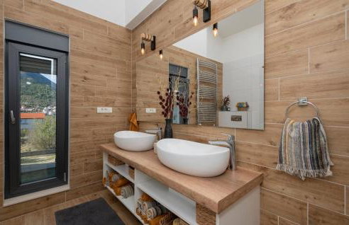 Gorgeous Home In Vrgorac With Wifi - Foto 36