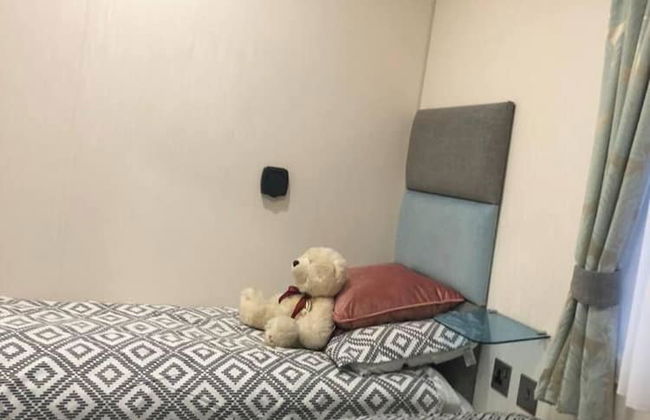 Superior 6 Berth Holiday Home in Suffolk, - Foto 3