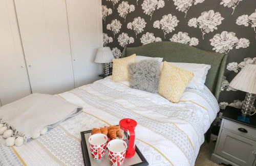 1 Gloucester Way - Photo 10