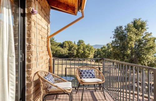 NEW LISTING, Near Yosemite South Gate entrance and town, King bed, Hot Tub, BBQ, Firepit & Mountain Views - Foto 23