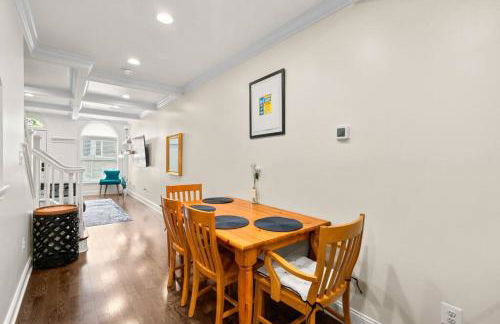 Federal Hill Luxury with Parking & Harbor View Rooftop - Foto 37