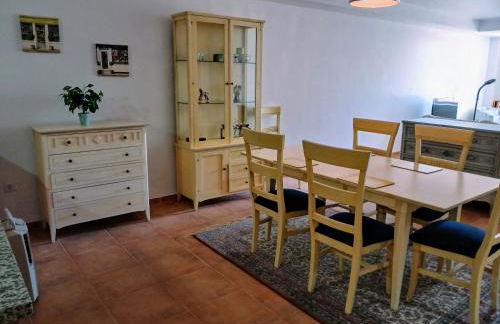 Garden View Apartment - Photo 8