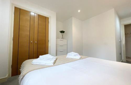 Blue Sky Apartments@ Abbots Yard, Guildford - Foto 18