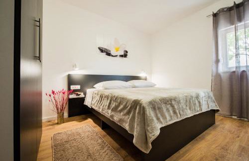 Villa SM Matijas - Photo 32